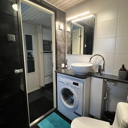 Pronssi Villa, Vuokatin Ytimessae Sisaeltyy Ilmainen Pysaekoeinti, Sauna, Etu Terassi Ja Piha Alue, Wi-fi, Smarttv * 沃卡蒂