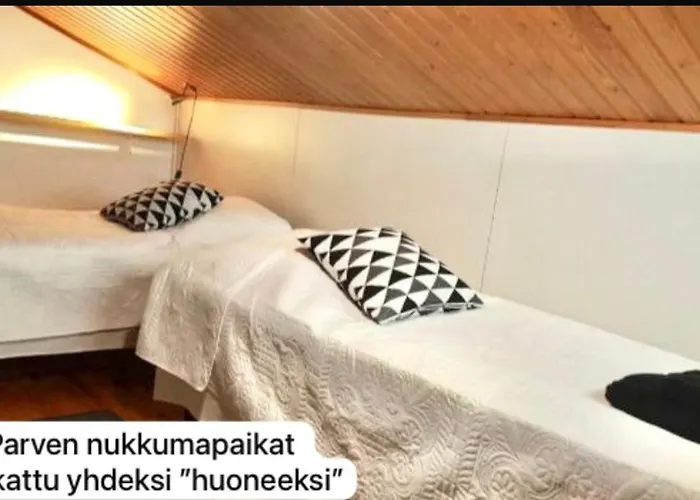 Pronssi Villa, Vuokatin Ytimessae Sisaeltyy Ilmainen Pysaekoeinti, Sauna, Etu Terassi Ja Piha Alue, Wi-fi, Smarttv 公寓 *