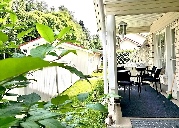 公寓 Pronssi Villa, Vuokatin Ytimessae Sisaeltyy Ilmainen Pysaekoeinti, Sauna, Etu Terassi Ja Piha Alue, Wi-fi, Smarttv *